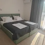 Villa Ella *