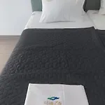 Ella Villa *
