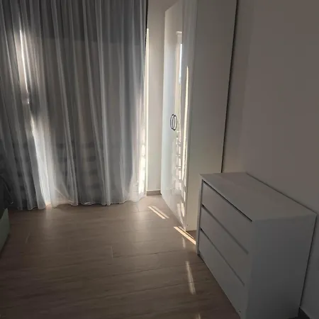 Ella Willa Ljubuški